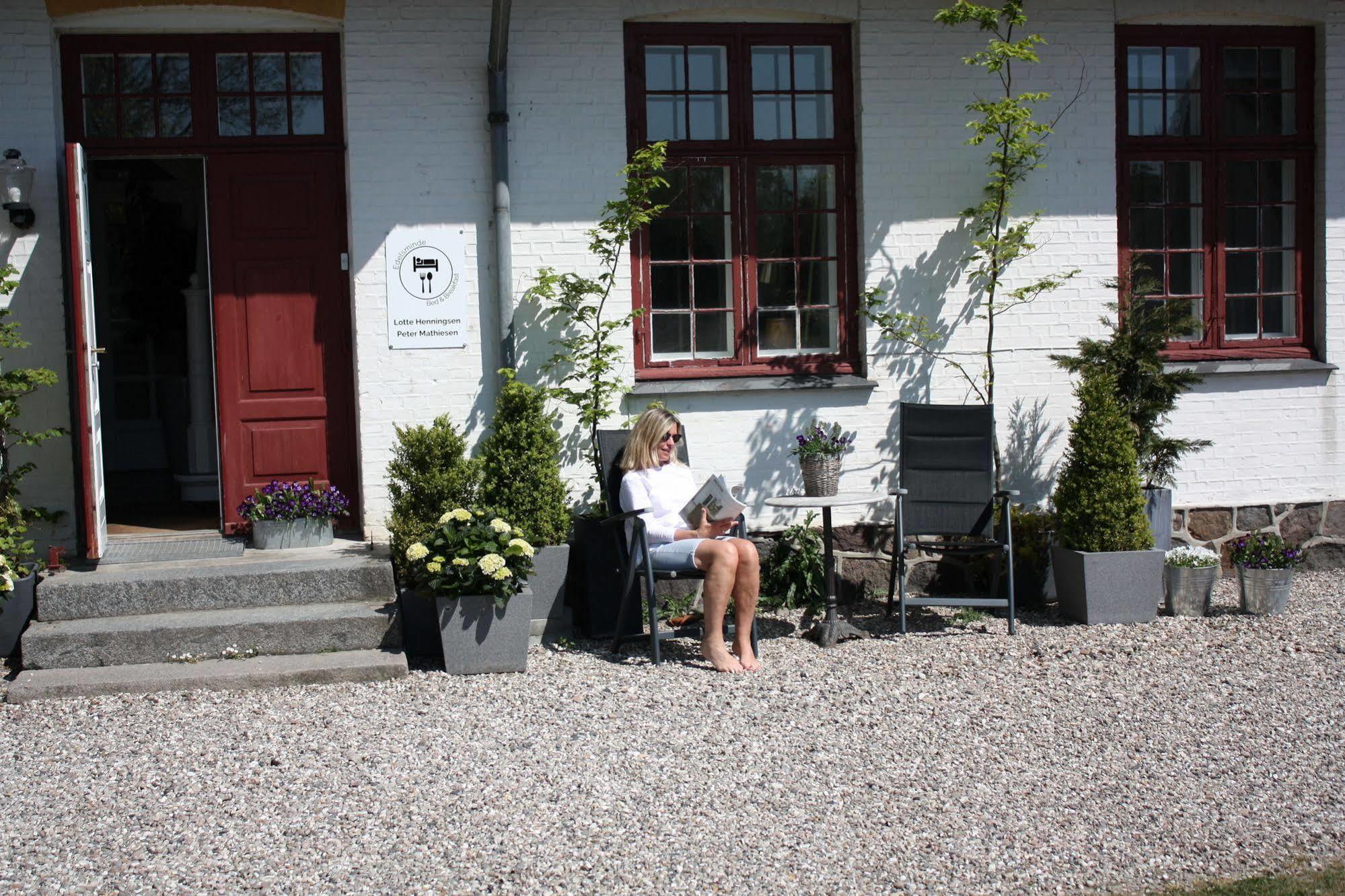 Edelsminde Bed & Breakfast Haslev Экстерьер фото